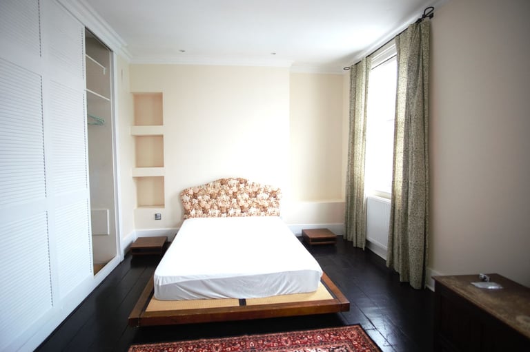 Impressive 3-bedroom maisonette available to rent in Portobello Road, W11