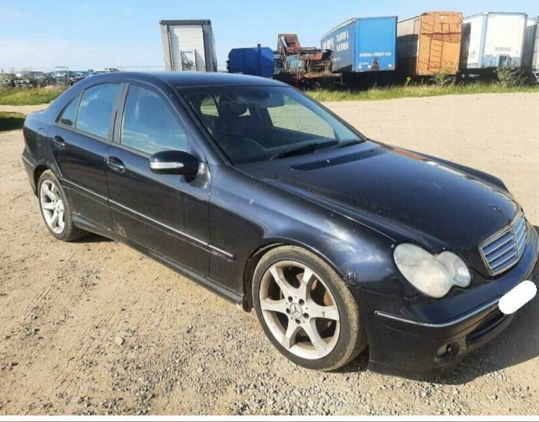 image for Mercedes-Benz, C CLASS, Saloon, 2006, Manual, 2148 (cc), 4 doors