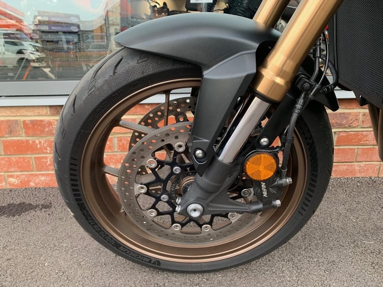 Honda CB 650 R - 1 OWNER - 2 YEAR WARRANTY