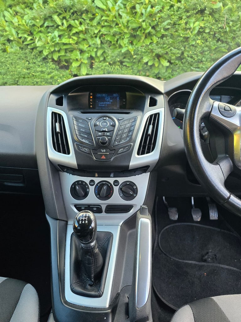 Ford, FOCUS, Hatchback, 2011, Manual, 1596 (cc), 5 doors