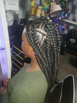 Afro-hairdresser, European, Asian: weave/cornrow/crochet/braids/single plait/wigs/black hairdresser