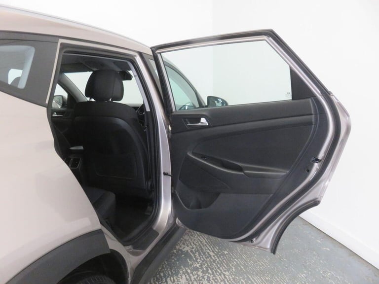 HYUNDAI TUCSON 1.7 CRDi Blue Drive SE Euro 6 (s/s) 5dr 2016