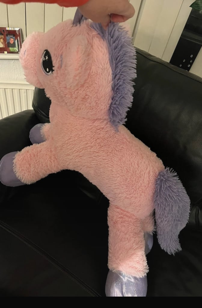 Ex Large unicorn teddy vgc really good quality, great gift for Christmas 