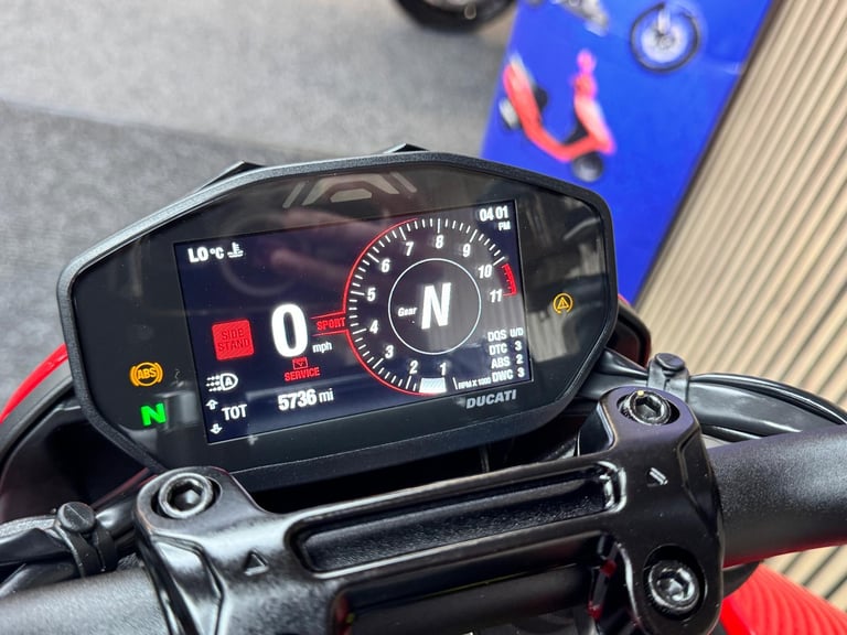 2021 21 DUCATI HYPERMOTARD 950 - Marc Marquez 93 Race Decals +++++