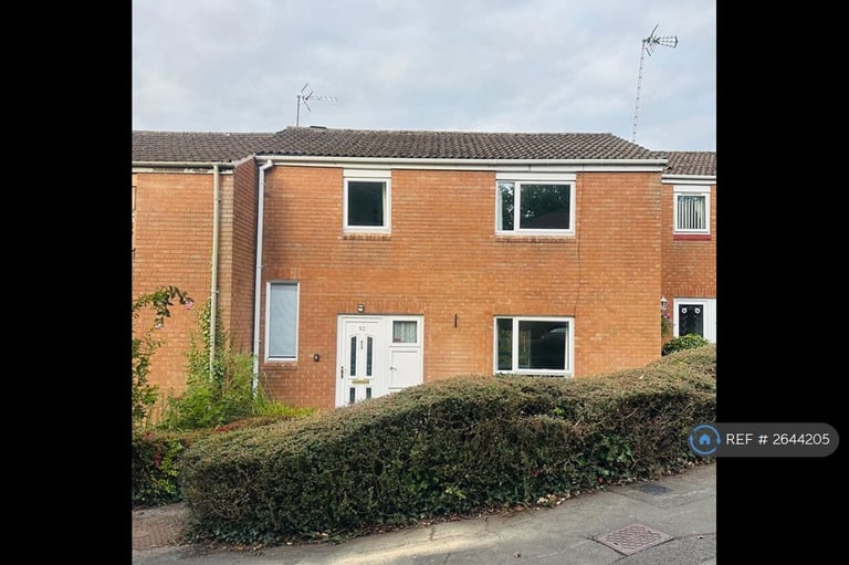 3 bedroom house in Barn Meadow, Bamber Bridge, Preston, PR5 (3 bed) (#2644205)