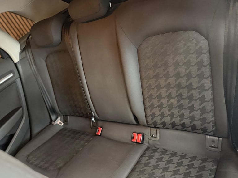 AUDI A3 1.6 TDI SE 2014