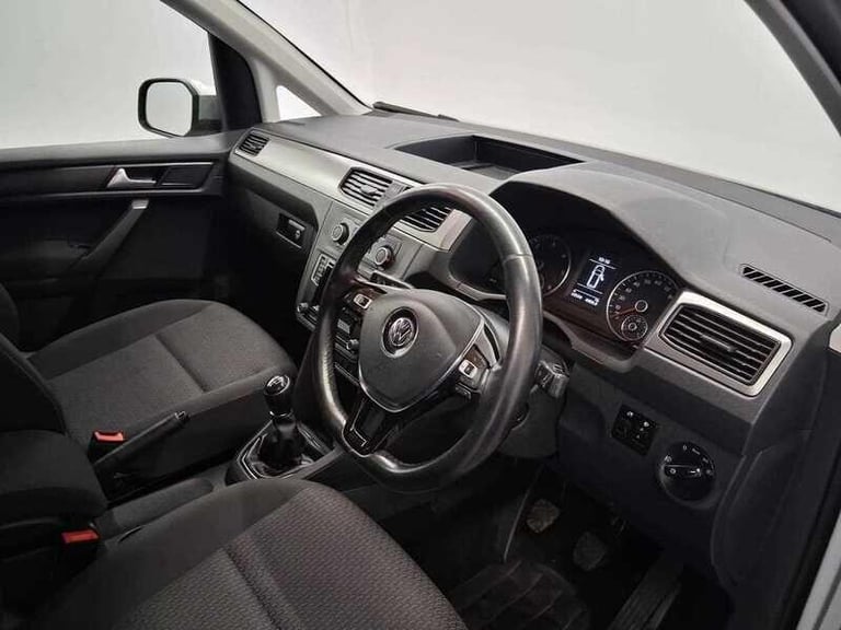 2018 Volkswagen Caddy 2.0 TDi C20 Maxi Combi 5 Seats 5dr MPV Diesel Manual