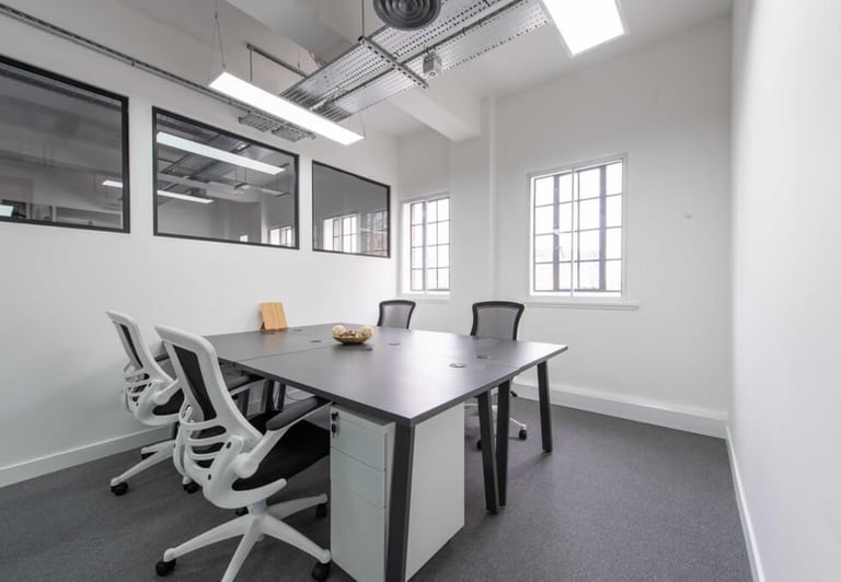 Furnished offices to rent in *King's Cross*. Office Spaces for 2 to 75 desks NW1