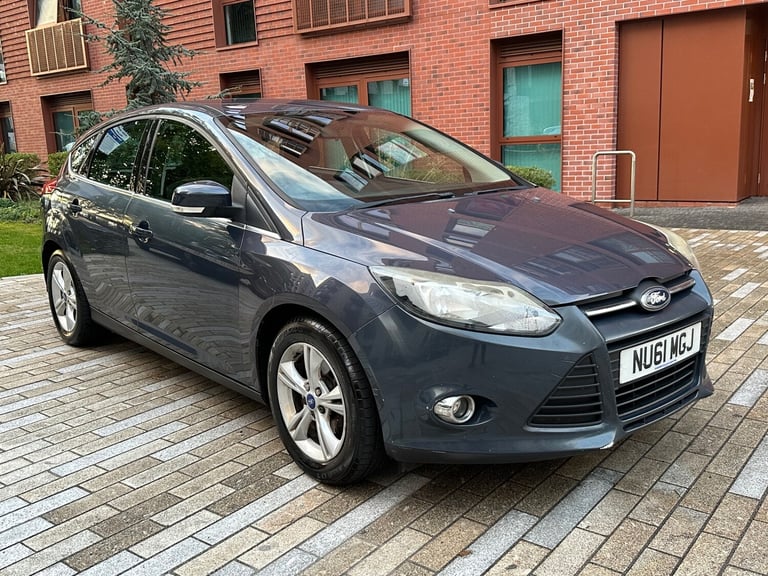 image for 2011 Ford Focus 1.6 Zetec 5dr HATCHBACK Petrol Manual