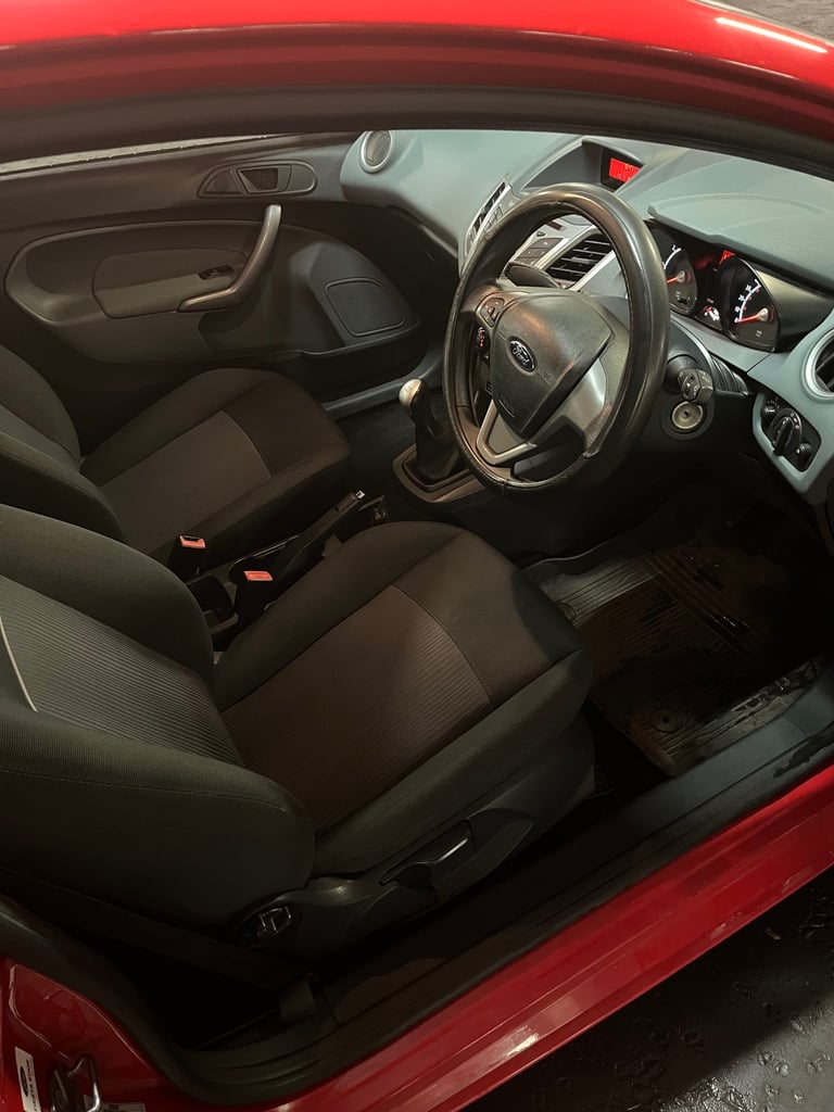 Ford, FIESTA, Hatchback, 2010, Manual, 1242 (cc), 3 doors MOT november 2026 1 owner from new 