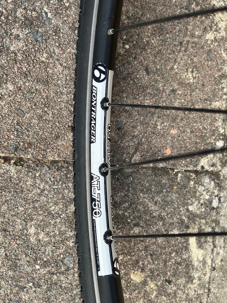 TREK 7100 Step-Through Super Lightweight Ladies bike