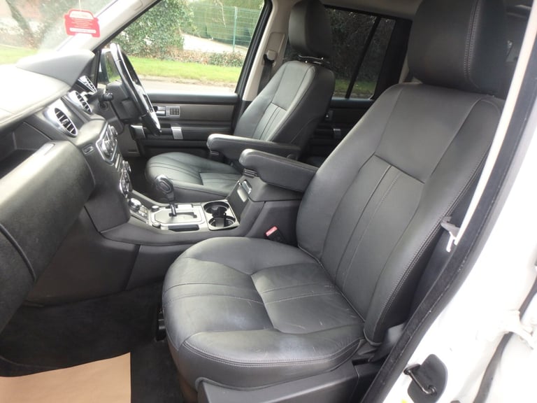 2011 Land Rover Discovery 4  5.0 V8 Petrol Automatic ... 7 Seater 4x4 Petrol Automatic