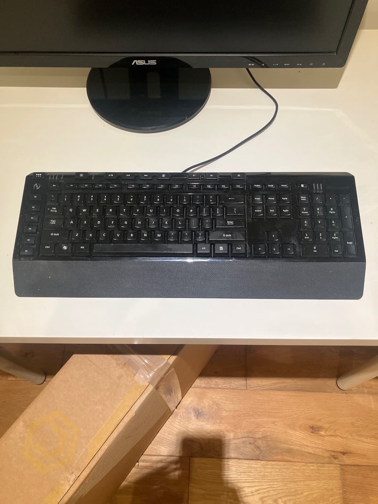 image for Microsoft Sidewinder X4 Keyboard