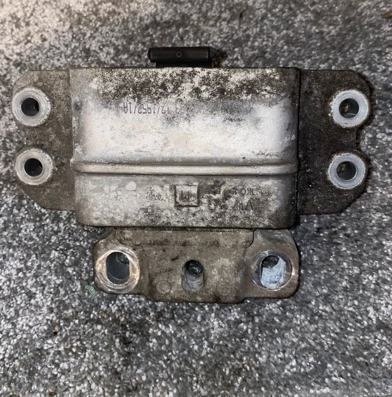 VW AUDI SEAT SKODA ENGINE MOUNT PASSENGER SIDE | 1K0199555N |