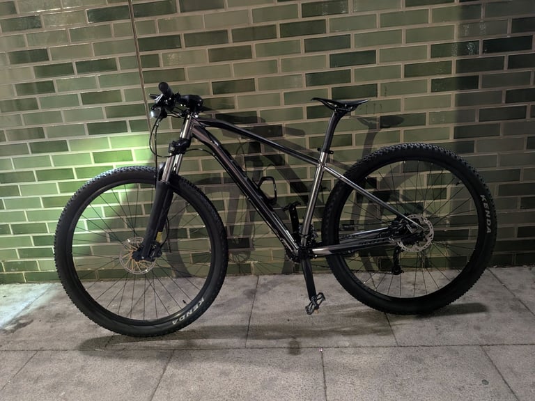 image for SCOTT ASPECT 950 GREY 2025 MOUNTAIN BIKE – UPGRADED & MINT CONDITION!