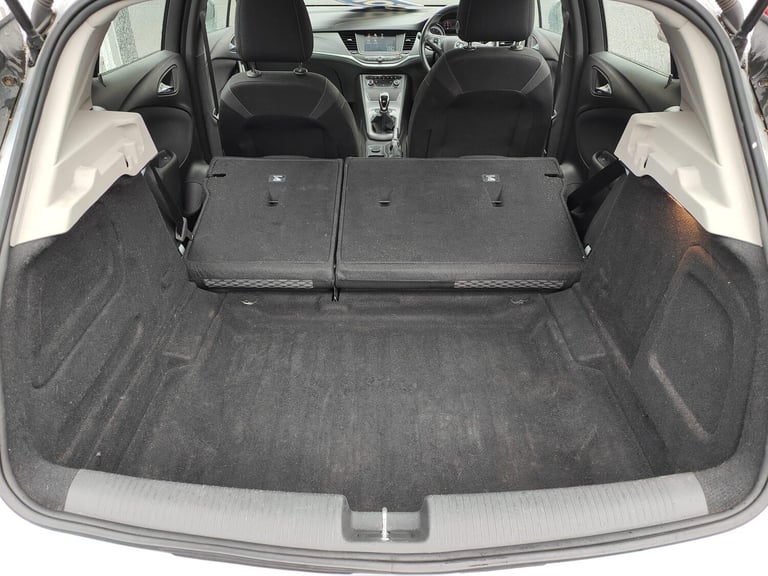 2016 Vauxhall Astra 1.4i Turbo Energy Euro 6 5dr HATCHBACK Petrol Manual