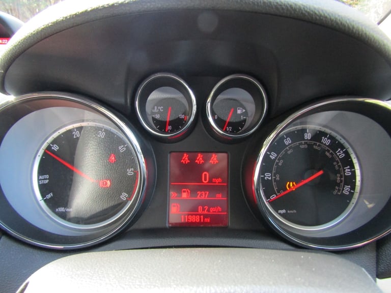 VAUXHALL MOKKA 1.6 CDTI TECH LINE - 1 OWNER - £35 TAX - FSH - NEW MOT 