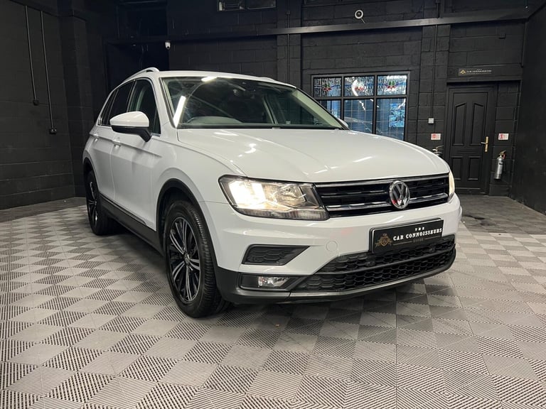image for 2019 Volkswagen Tiguan 2.0 TDI SE Navigation DSG Euro 6 (s/s) 5dr ESTATE Diesel Automatic
