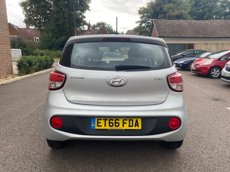 2017 Hyundai i10 1.2 SE Hatchback 5dr Petrol Manual Euro 6 (87 ps) Petrol