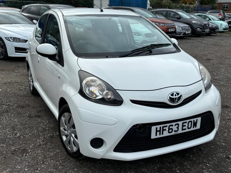 2013 Toyota AYGO 1.0 VVT-i Move 5dr HATCHBACK PETROL Manual