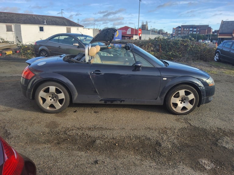 2004 Audi TT 1.8 T 2dr [150] THE PRIVATE PLATE IS INCLUDED AS ITS A 2004 CONVERTIBLE Petrol Manual