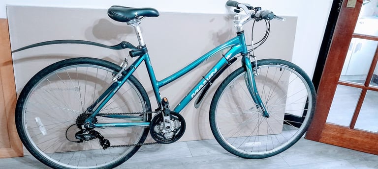 image for MARIN LADIES HYBRID BIKE 