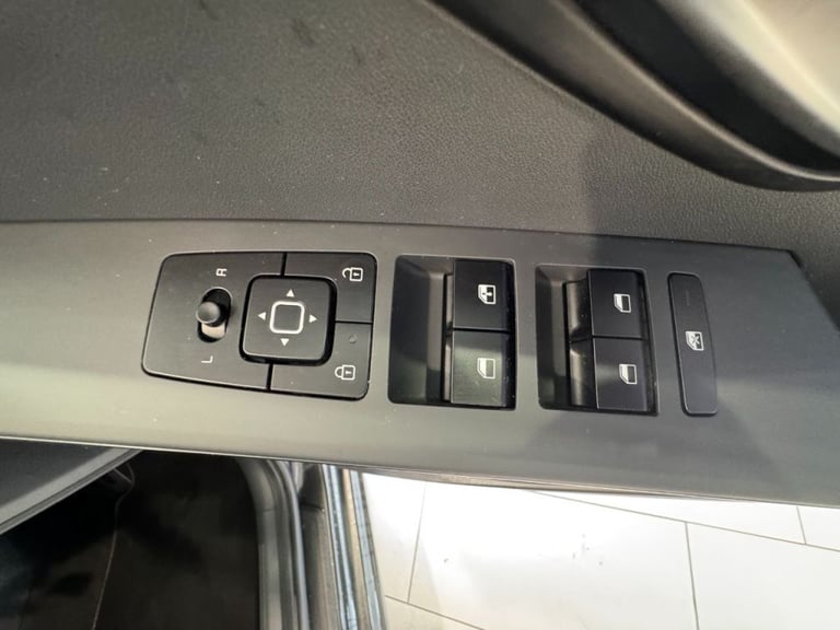  Kia Niro 1.6 GDi Hybrid 2 5dr DCT Petrol/Electric Hybrid