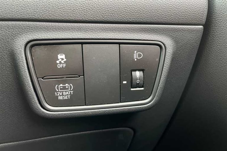2022 Hyundai TUCSON 1.6 TGDI HYBRID 230 PREMIUM 5DR 2WD AUTO 4x4 Hybrid Automatic