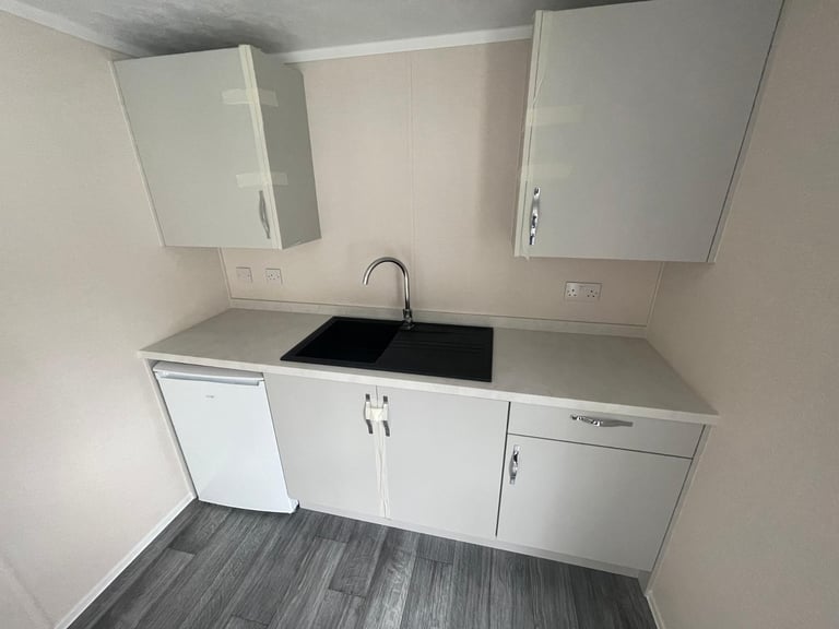 Static caravan / office build unit Kingdom Office 32x12 DG, Include UK Delivery 