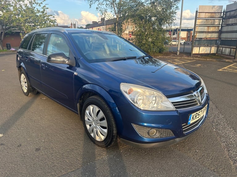 image for VAUXHALL ASTRA 1.9 CDTi 16V Design [120] 5dr | CAMBELT KIT REPLACED | 2 KEYS