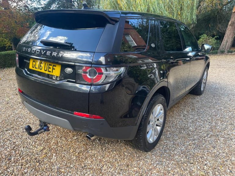 2016 Land Rover Discovery Sport 2.0 TD4 SE Tech SUV 5dr Diesel Auto 4WD Euro 6 (s/s) (180 ps) 7 S...