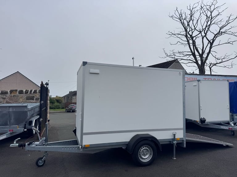 Brand New 8ft x 5ft x 6ft Single Axle Box Trailer With Ramp 1300KG Braked