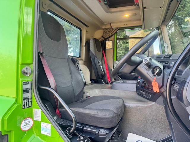 2014 64 DAF CF 330 Euro 6 4x2 day cab tractor unit air con auto