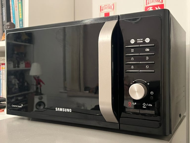 image for Samsung microwave MS23F301TFK (23L)