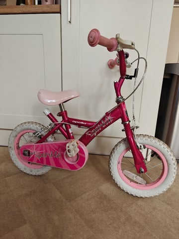 Apollo Sparkle Kids Bike 12 Wheel in Spalding Lincolnshire Gumtree