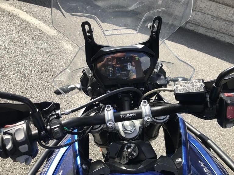 Triumph Tiger 800 XRX Low 18reg 13573m FSH 3part luggage and more