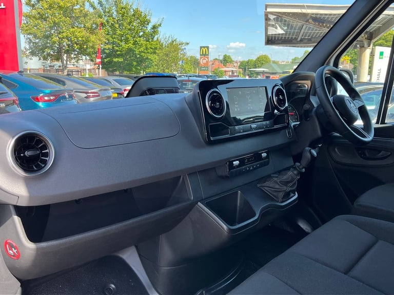  Mercedes Benz Sprinter 2.0 315 Cdi Pro Panel Van 5dr Diesel Manual Rwd L3 H2