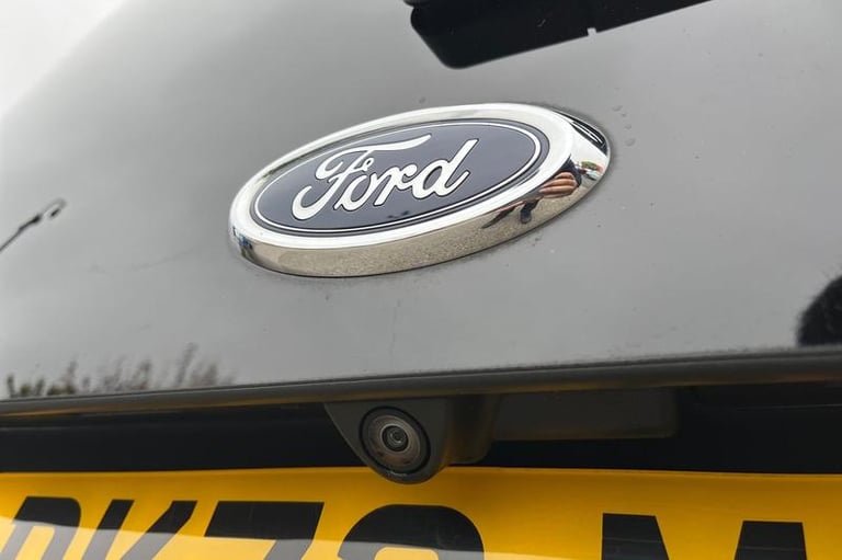 2022 Ford Galaxy 2.5 FHEV 190 Titanium 5dr CVT ** Sync 3 - Heated Seats - Electric Tail Gate Esta...