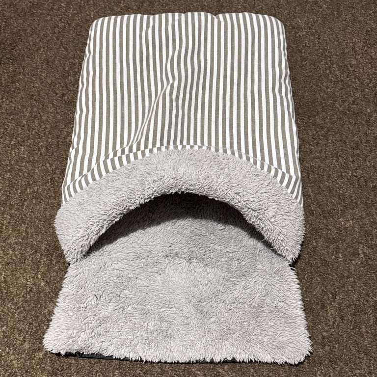 Cat Bed Sleeping Bag (Ipswich IP1 4)