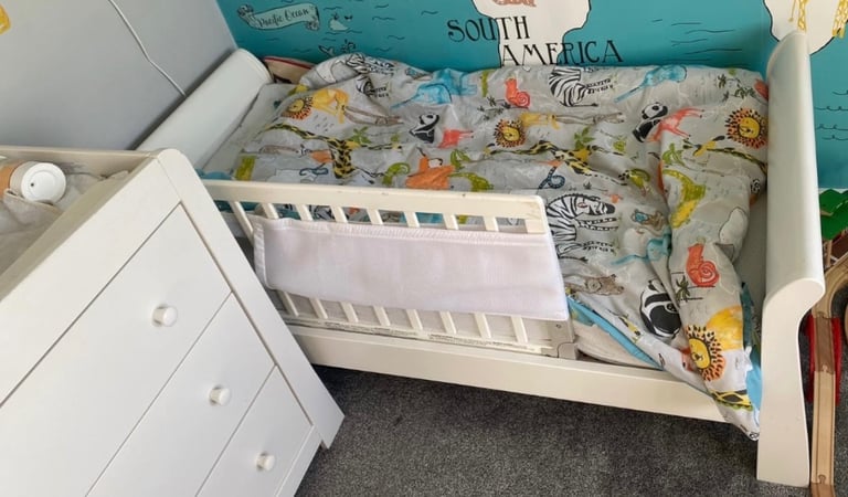 Mia Mama & Papa’s nursery set