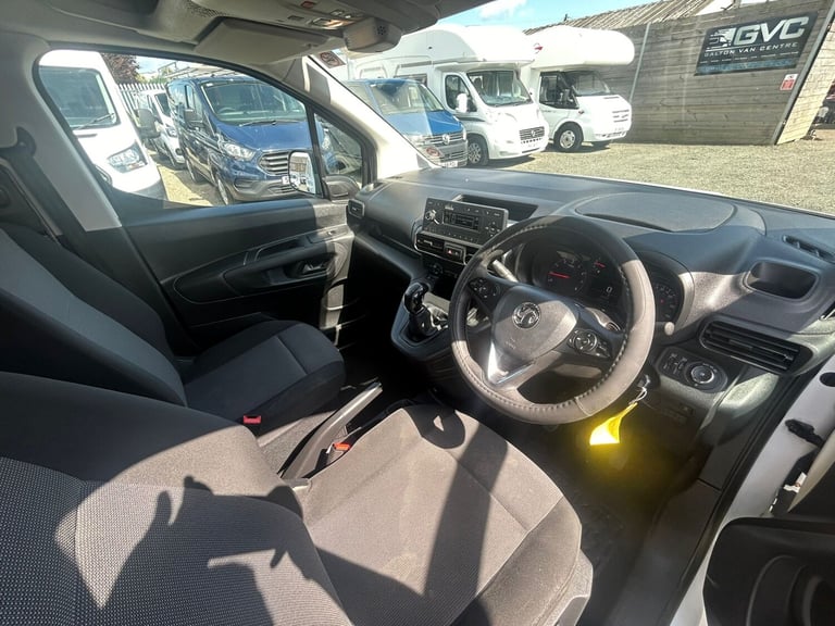 2020 Vauxhall Combo 2300 1.5 Turbo D 100ps H1 Sportive Van PANEL VAN Diesel Manual