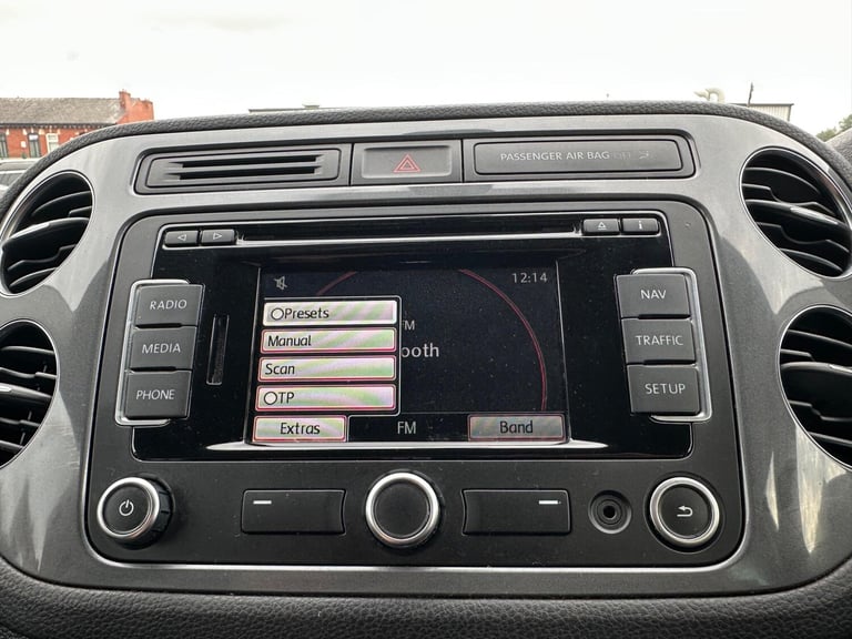 2013 Volkswagen Tiguan 2.0 TDI BlueMotion Tech Match DSG 4WD Euro 5 (s/s) 5dr ESTATE Diesel Autom...