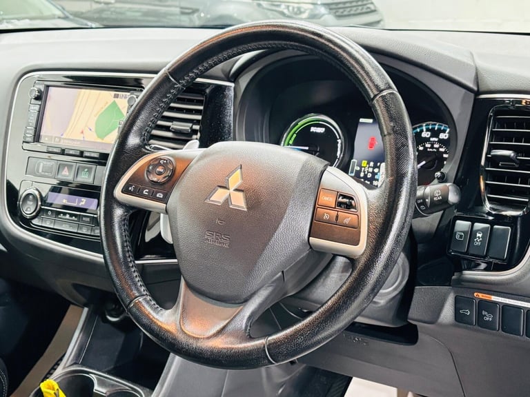 2014 Mitsubishi Outlander 2.0h 12kWh GX4h CVT 4WD Euro 5 (s/s) 5dr ESTATE Petrol/Electric Hybrid ...