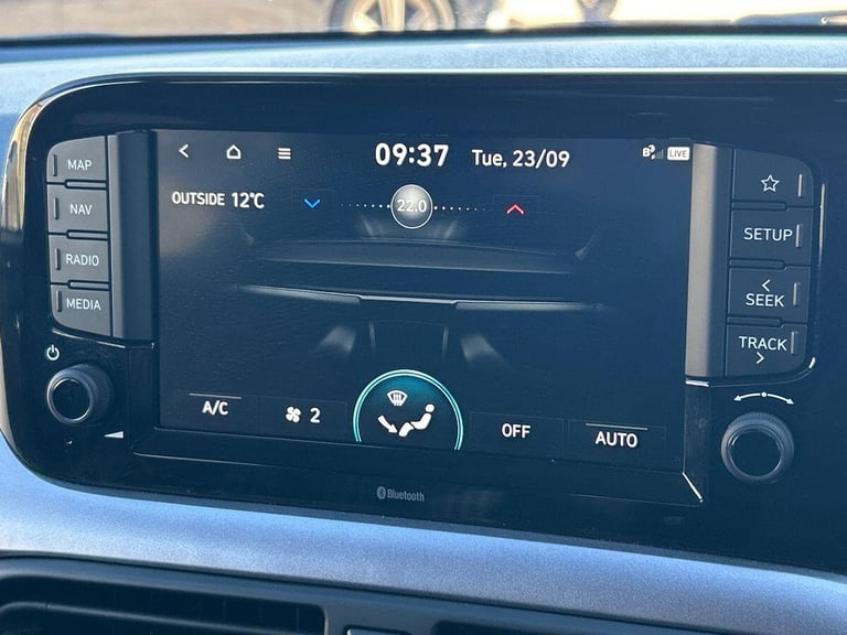 2024 Hyundai i10 1.0 Premium Hatchback 5dr Petrol Auto Euro 6 (s/s) (63 ps) Hatchback PETROL Auto...