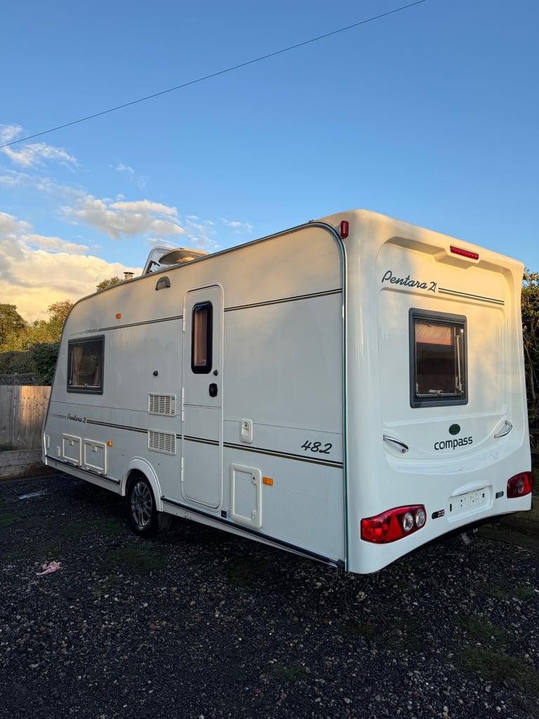 omega touring caravan 2 birth 