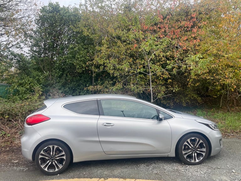 KIA PRO CEED 1.6 GDI SE ECODYNAMICS 13 REG 5 DOOR MOT SEPTEMBER 10TH 2026 SERVICE HISTORY 45+MPG