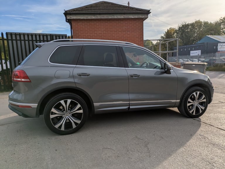 2016 Volkswagen Touareg 3.0 V6 TDI BlueMotion Tech 262 R-Line 5dr Tip Auto ESTATE Diesel Automatic
