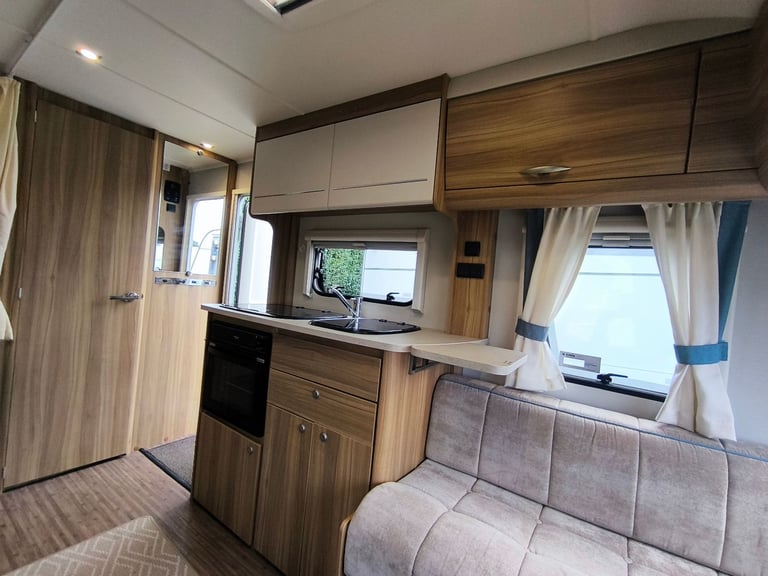 2014 Elddis Xplore 304 – 4 Berth Lightweight Compact Caravan