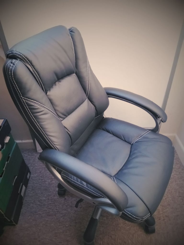 Faux leather Office Chair