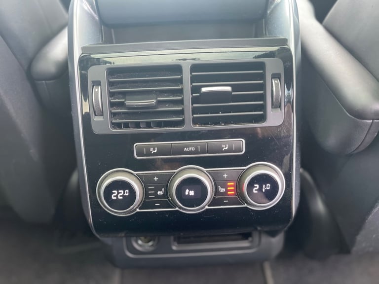 LAND ROVER RANGE ROVER SPORT SDV6 HSE DYNAMIC 7 seats 2014